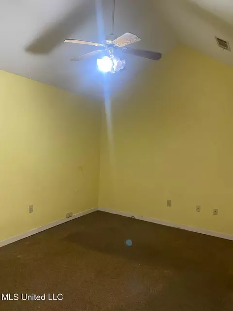 Bedroom - 6162 Clarence Dr, Jackson, MS 39206 photo 3 of 3