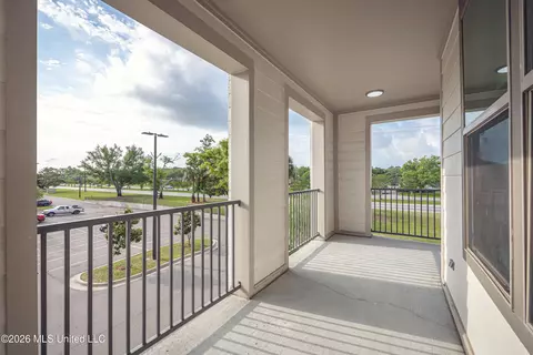 2501 Bienville Blvd #126, Ocean Springs, MS 39564