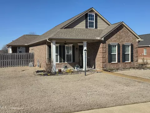 7291 Wind Dr, Olive Branch, MS 38654