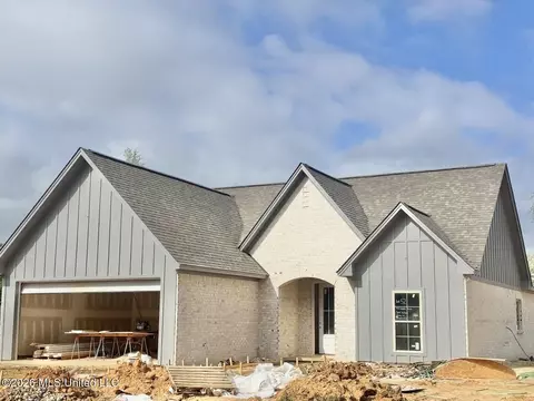 705 Celadon St, Brandon, MS 39042