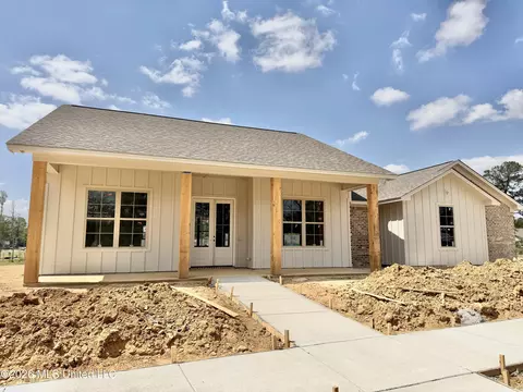 718 Celadon St, Brandon, MS 39042