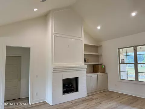 718 Celadon St, Brandon, MS 39042 photo 2