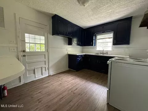 1734 Dixie Dr, Jackson, MS 39209 photo 4