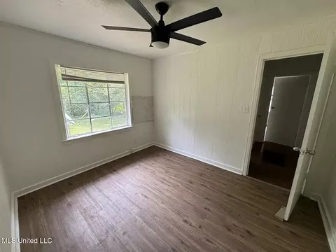 1734 Dixie Dr, Jackson, MS 39209 photo 9