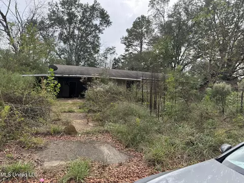 1057 Branch St, Jackson, MS 39212