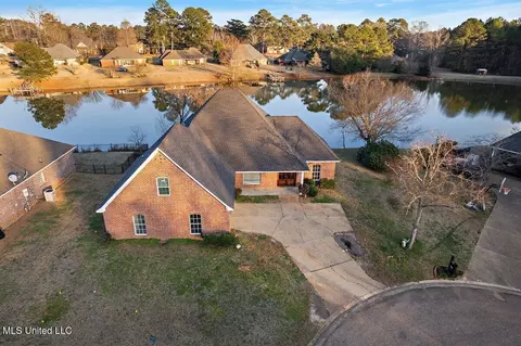 702 Meadow View Cv, Byram, MS 39272 photo 6