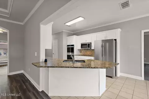 702 Meadow View Cv, Byram, MS 39272 photo 13