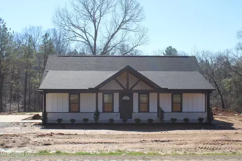 3775 Hernando Rd, Holly Springs, MS 38635