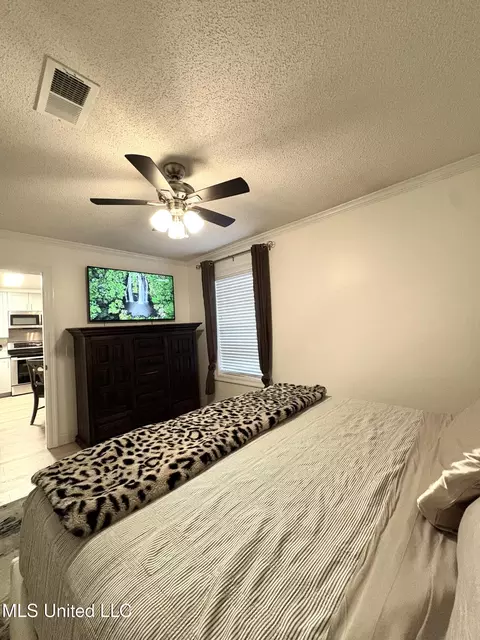 Bedroom - 412 Chenoa Ave, Carthage, MS 39051 photo 2 of 4