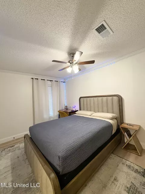 Bedroom - 412 Chenoa Ave, Carthage, MS 39051 photo 3 of 4