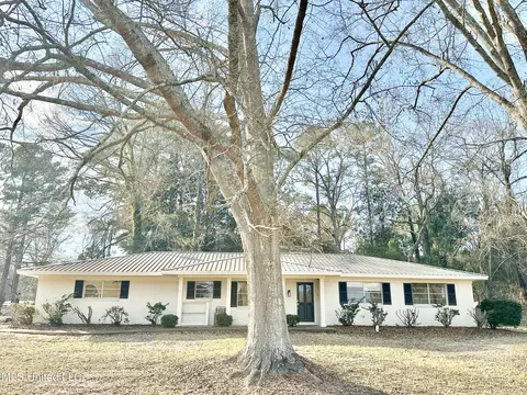 Exterior - 1002 Mark Dr, Mendenhall, MS 39114 photo 1 of 7