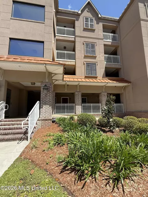 414 Elegans Ct, Ocean Springs, MS 39564
