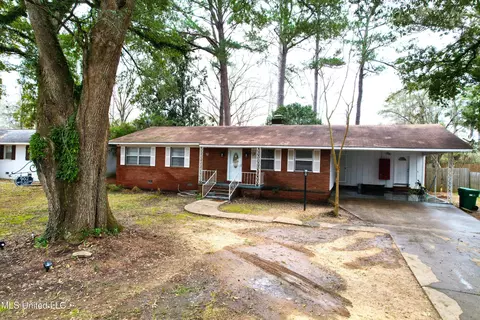 902 S Jackson St, Brookhaven, MS 39601 photo 3