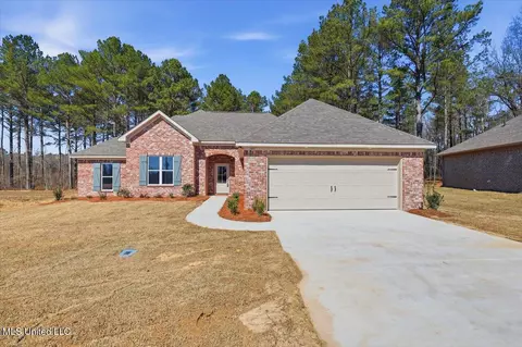 305 Stronghold Dr, Brandon, MS 39042