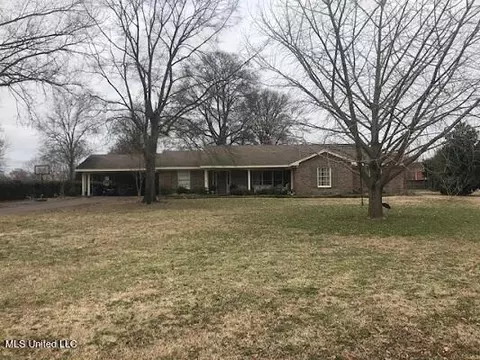 117 Mcguire Cv, Clarksdale, MS 38614