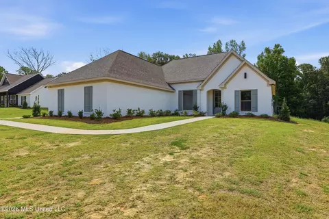 Exterior - 939 Mullican Rd, Florence, MS 39073 photo 2 of 9