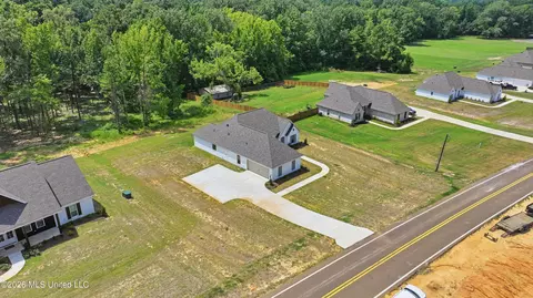 View/Area - 939 Mullican Rd, Florence, MS 39073 photo 3 of 29