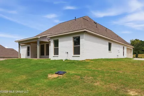 Exterior - 939 Mullican Rd, Florence, MS 39073 photo 7 of 9