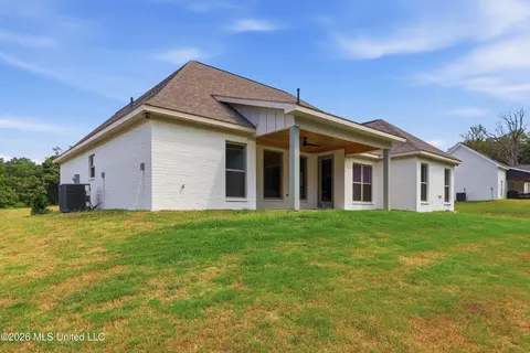 Exterior - 939 Mullican Rd, Florence, MS 39073 photo 6 of 9
