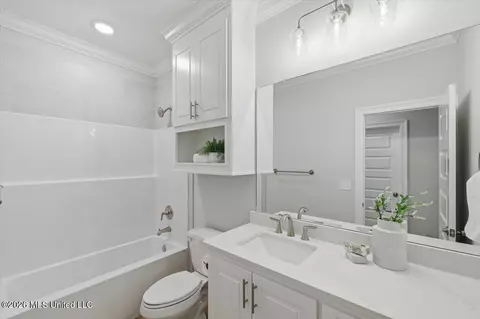 Bath - 939 Mullican Rd, Florence, MS 39073 photo 3 of 4