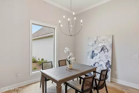 Dining - 939 Mullican Rd, Florence, MS 39073 photo 2 of 3
