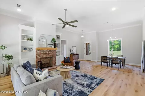 Living - 939 Mullican Rd, Florence, MS 39073 photo 3 of 3