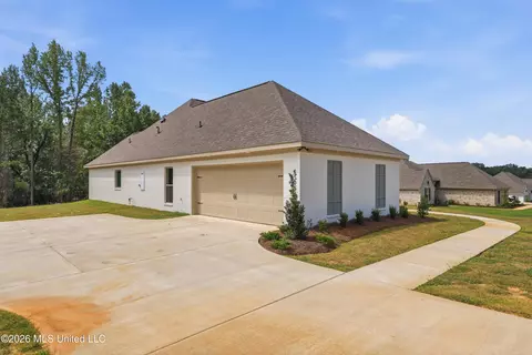 Exterior - 939 Mullican Rd, Florence, MS 39073 photo 4 of 9