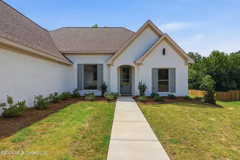 Exterior - 939 Mullican Rd, Florence, MS 39073 photo 3 of 9