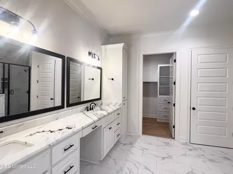 Other - 130 Freedom Ring Dr, Brandon, MS 39047 photo 2 of 7