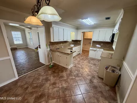 Kitchen - 126 Interstate Rd, Shaw, MS 38773 photo 1 of 1