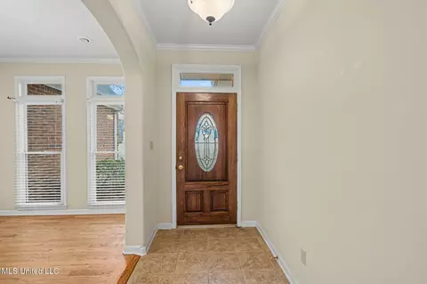 Entry Way - 1916 Trapper Dr, Hernando, MS 38632 photo 1 of 2