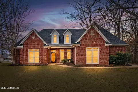 1916 Trapper Dr, Hernando, MS 38632
