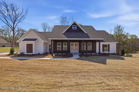 933 Mullican Rd, Florence, MS 39073