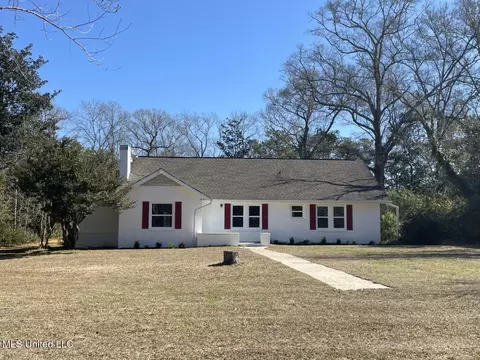 1416 Alabama St, Leakesville, MS 39451