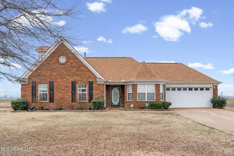 1133 Aubrey St, Tunica, MS 38676