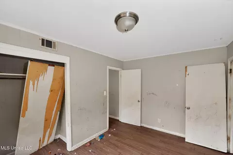 Bedroom - 444 Mcdowell Park Cir, Jackson, MS 39204 photo 10 of 11
