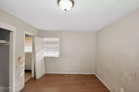Bedroom - 444 Mcdowell Park Cir, Jackson, MS 39204 photo 3 of 11
