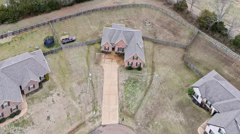 View/Area - 214 Eagle View Dr, Senatobia, MS 38668 photo 2 of 3