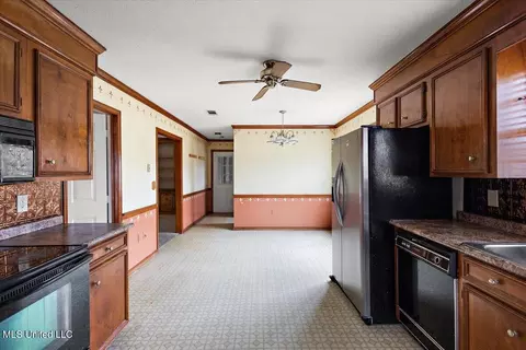 Other - 200 Hawthorne Dr, Madison, MS 39110 photo 5 of 9