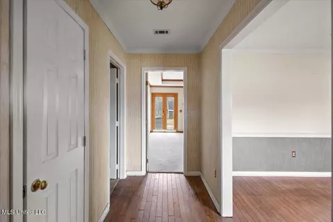 Entry Way - 200 Hawthorne Dr, Madison, MS 39110 photo 1 of 4