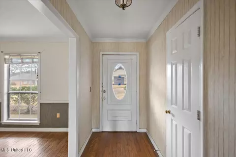 Entry Way - 200 Hawthorne Dr, Madison, MS 39110 photo 3 of 4