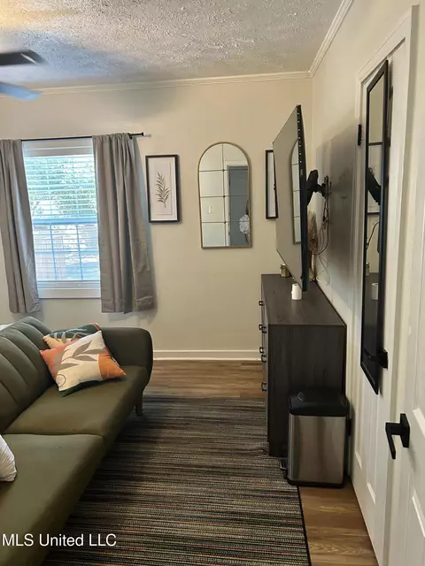 Bedroom - 315 E Ridgeway St, Jackson, MS 39206 photo 4 of 5