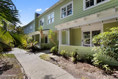 808 Desoto St #7, Ocean Springs, MS 39564