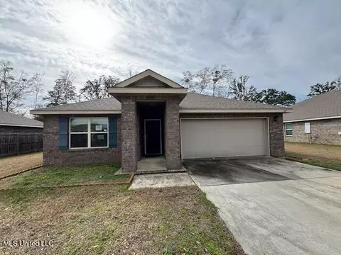 122 Rosie Dr, Long Beach, MS 39560
