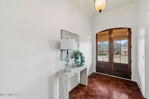 Entry Way - 1002 Eastview Cv, Brandon, MS 39042 photo 1 of 1