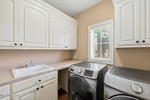 Other - 1002 Eastview Cv, Brandon, MS 39042 photo 4 of 15