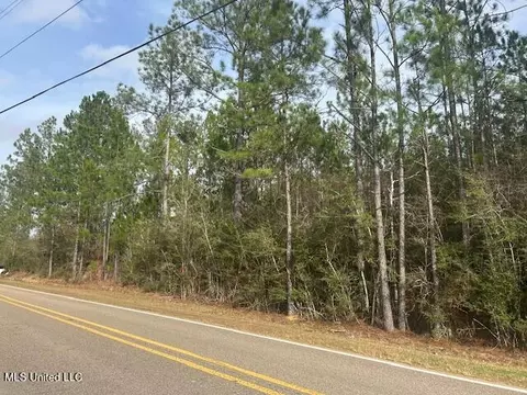S Carr Bridge Road, Biloxi, MS 39532