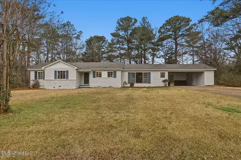 107 Murial St, Clinton, MS 39056