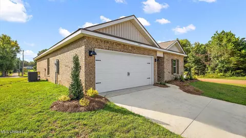 253 Trace Dr, Pearl, MS 39208 photo 2