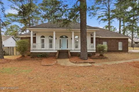 600 Bay Pointe Ln, Brandon, MS 39047